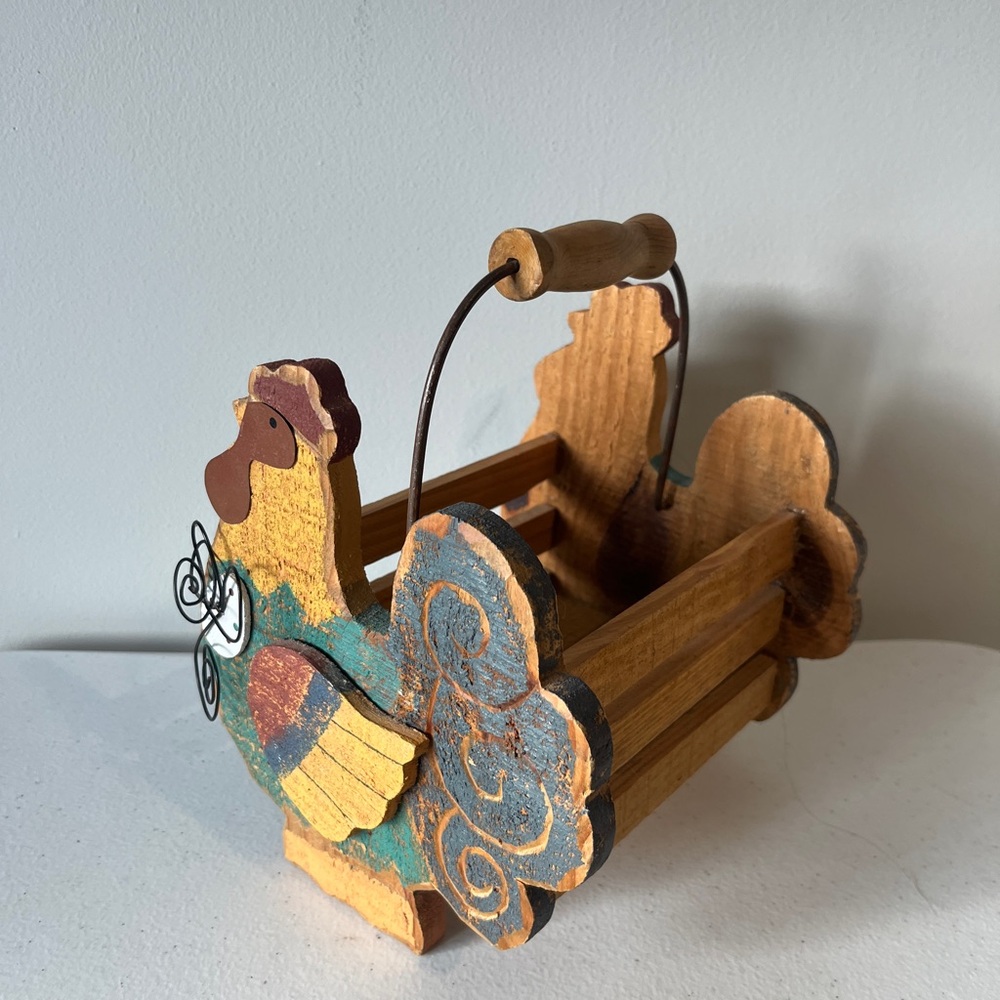 Farmhouse Rustic Wooden Chicken Storage Basket with Handle, Painted - Picture 3 of 5